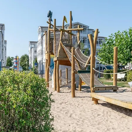 Komfortables Mit Balkon In * Sellin (Rugen)
